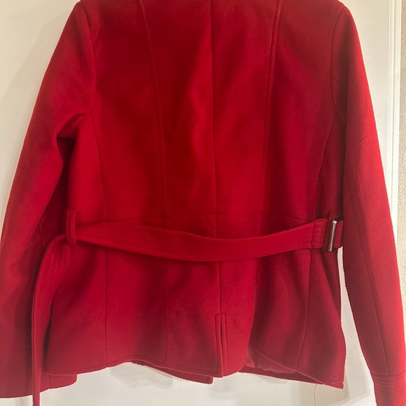 Red cozy coat - Picture 4 of 4